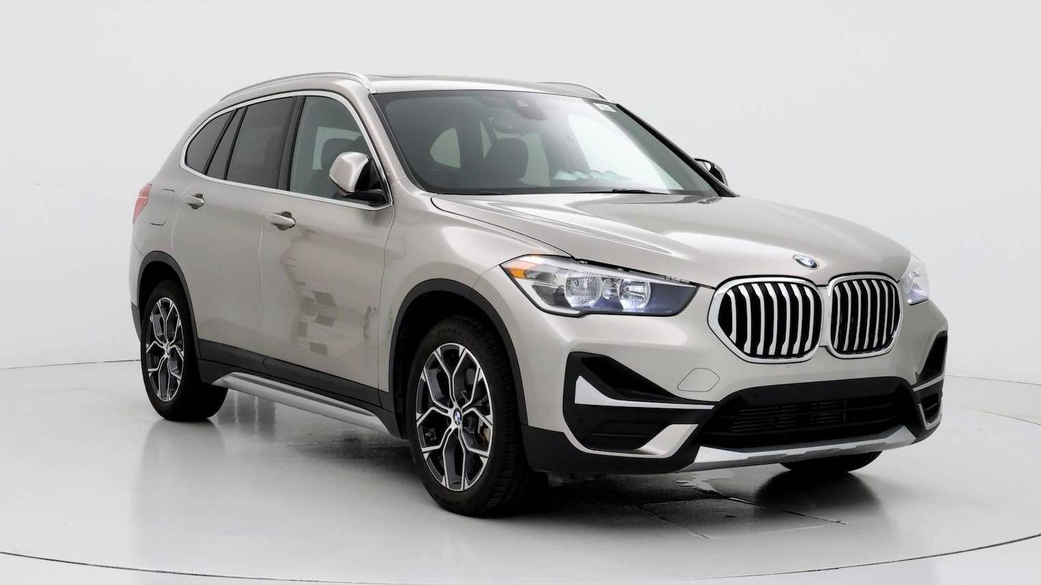 BMW X1 2021 WBXJG7C03M5U33389 image