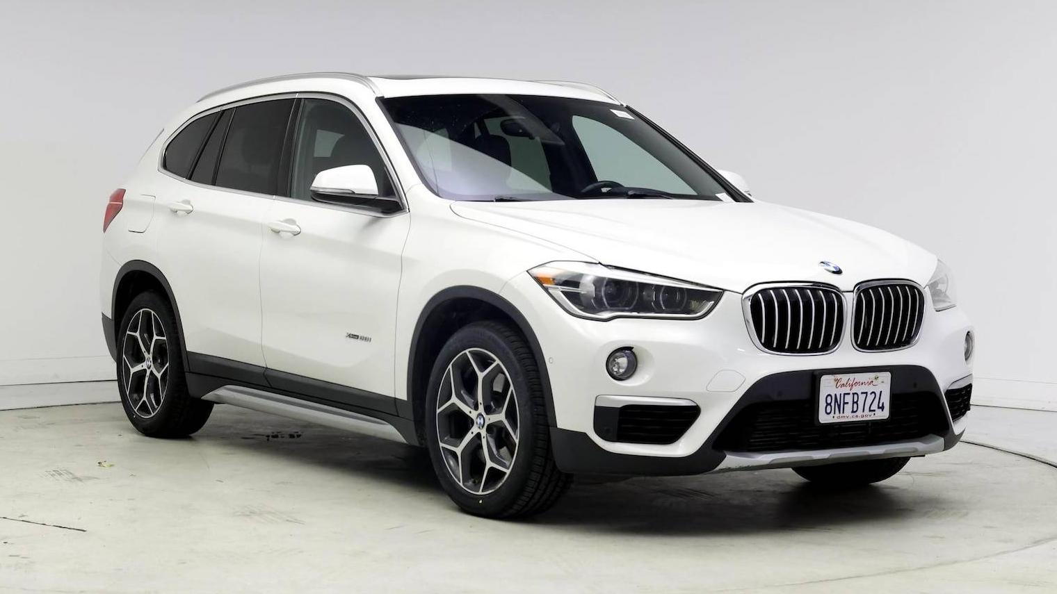 BMW X1 2017 WBXHT3C33H5F68314 image