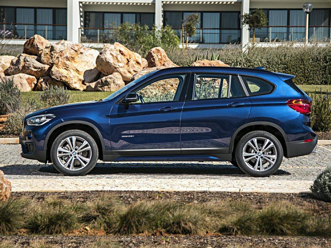 BMW X1 2017 WBXHT3C30H5F78153 image