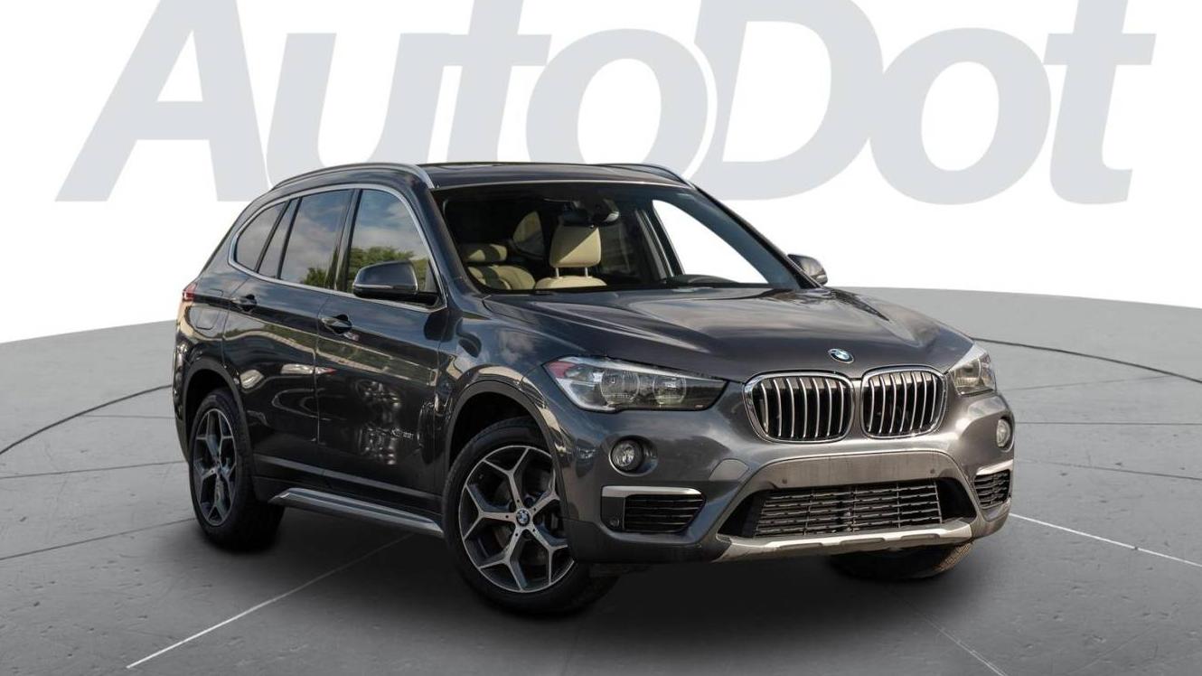 BMW X1 2017 WBXHT3C30H5F73471 image