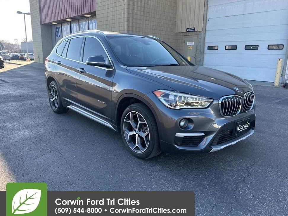 BMW X1 2017 WBXHT3C3XH5F73476 image