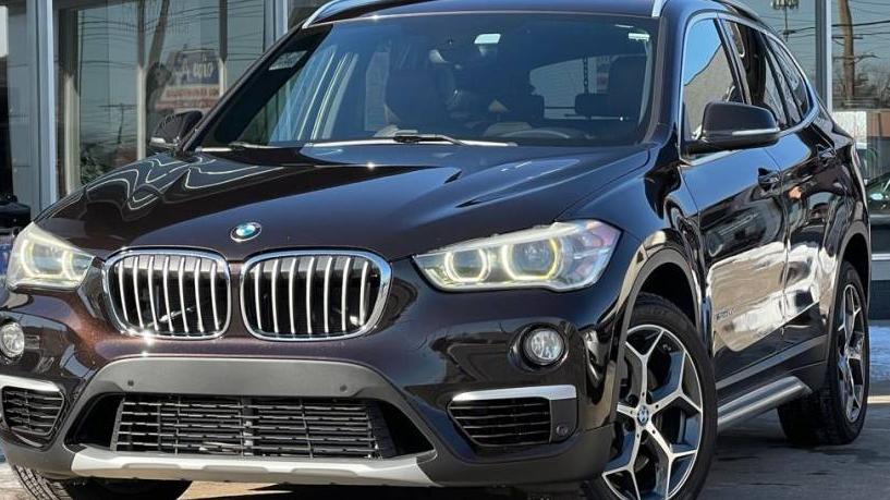 BMW X1 2017 WBXHU7C35H5H36152 image