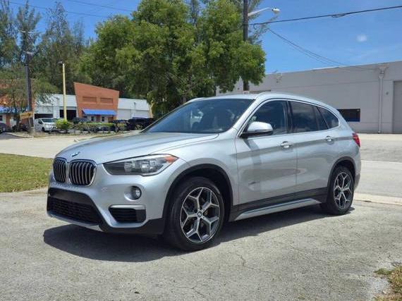 BMW X1 2017 WBXHU7C34H5H34733 image