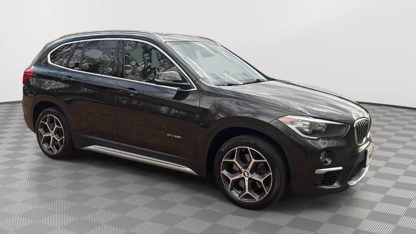 BMW X1 2017 WBXHT3C31H5F68232 image