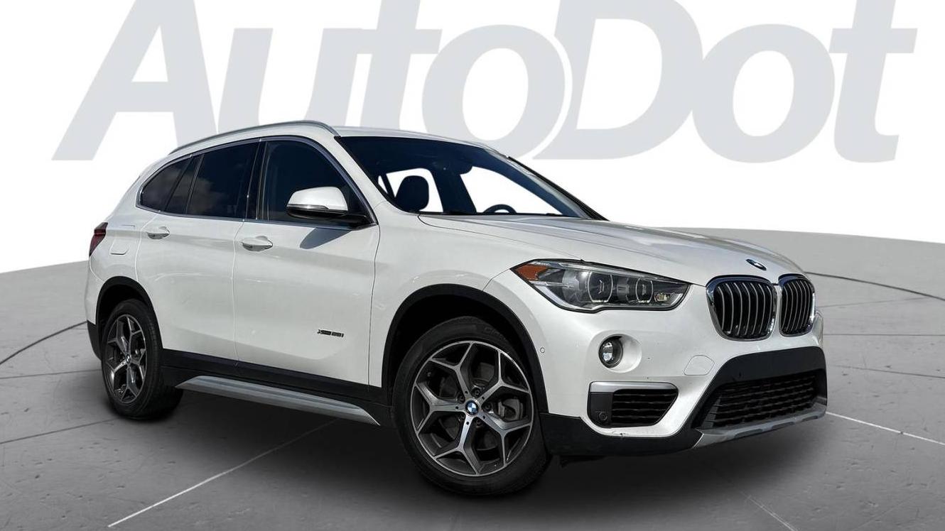 BMW X1 2017 WBXHT3C3XH5F84834 image