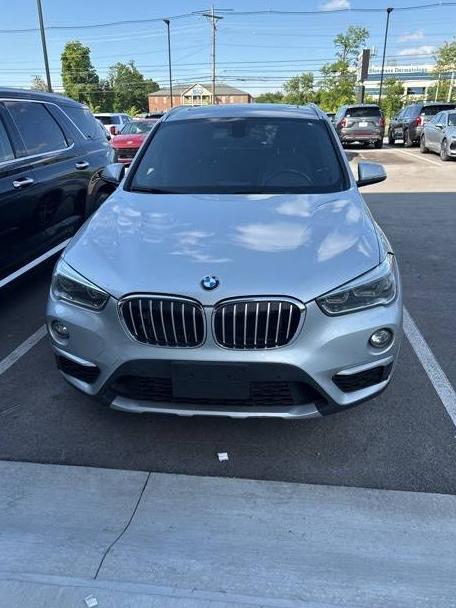 BMW X1 2017 WBXHT3C33H5F79572 image