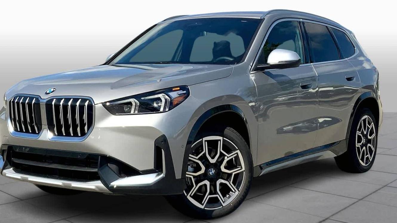 BMW X1 2024 WBX73EF02R5Z93482 image