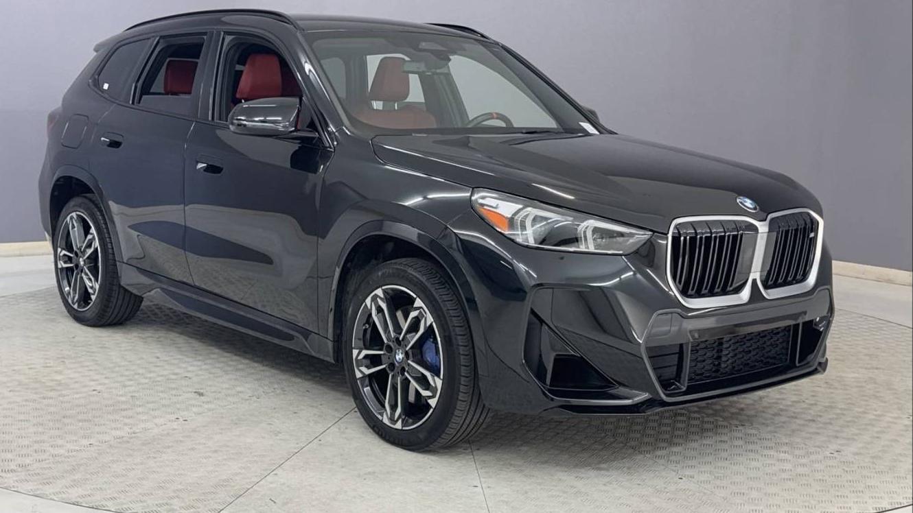 BMW X1 2024 WBX13EF02R5Y12807 image