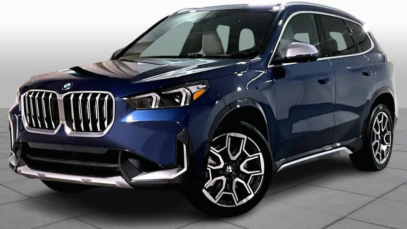 BMW X1 2024 WBX73EF09R5Z70751 image