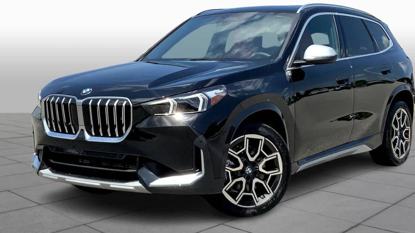 BMW X1 2024 WBX73EF00R5020780 image