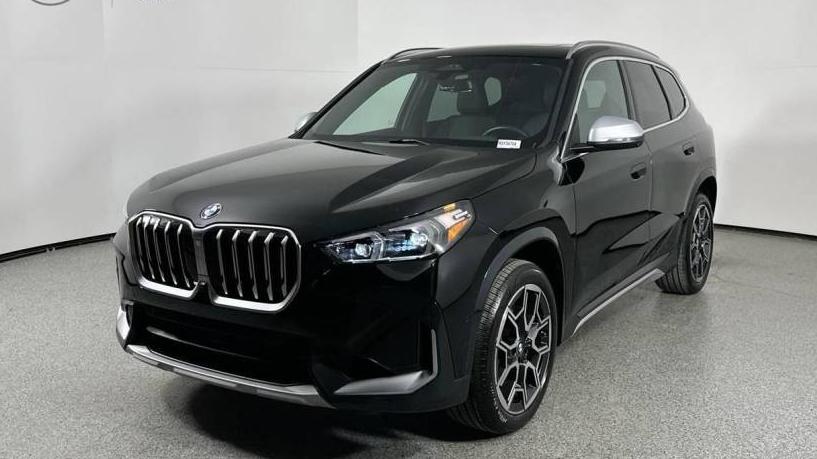 BMW X1 2024 WBX73EF04R5Y34754 image