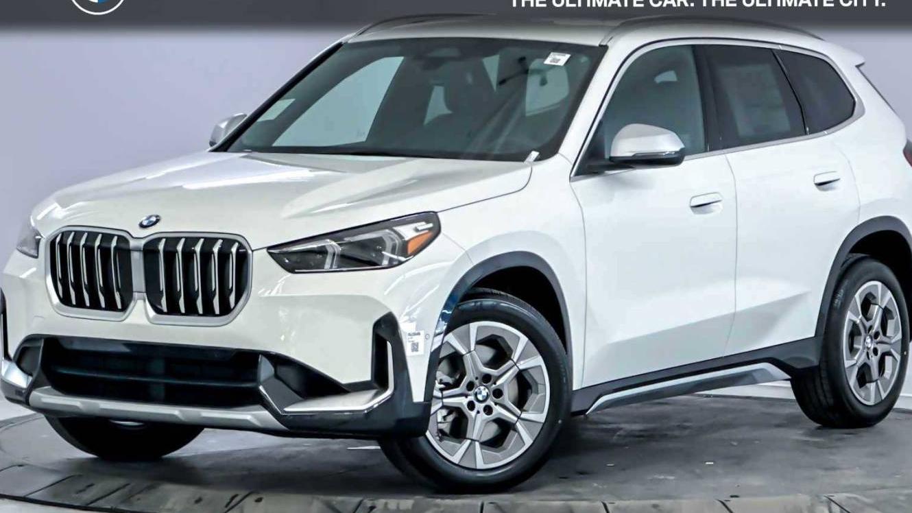 BMW X1 2024 WBX73EF01R5Z88466 image