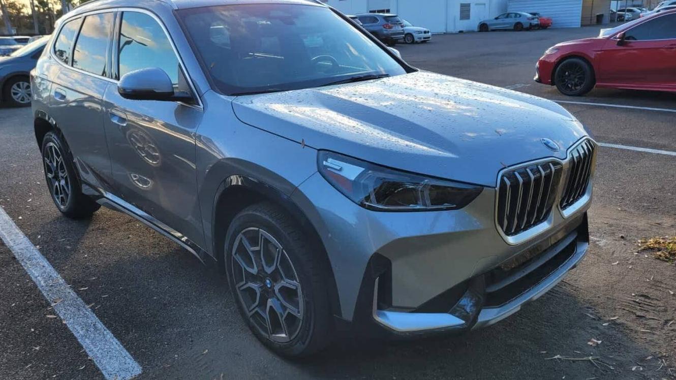 BMW X1 2024 WBX73EF06R5Y77685 image