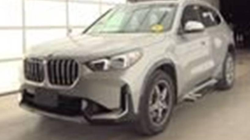 BMW X1 2024 WBX73EF05R5Y83767 image