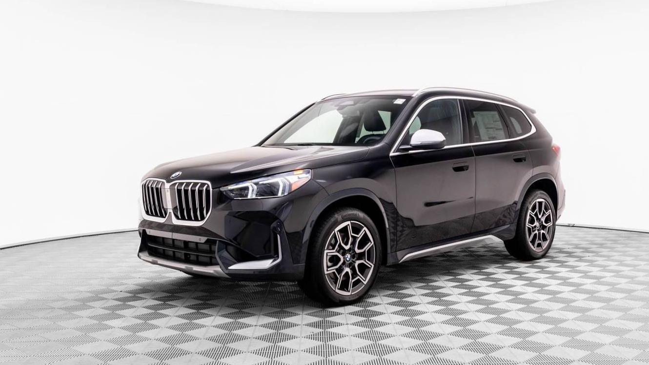 BMW X1 2024 WBX73EF08R5Z76184 image