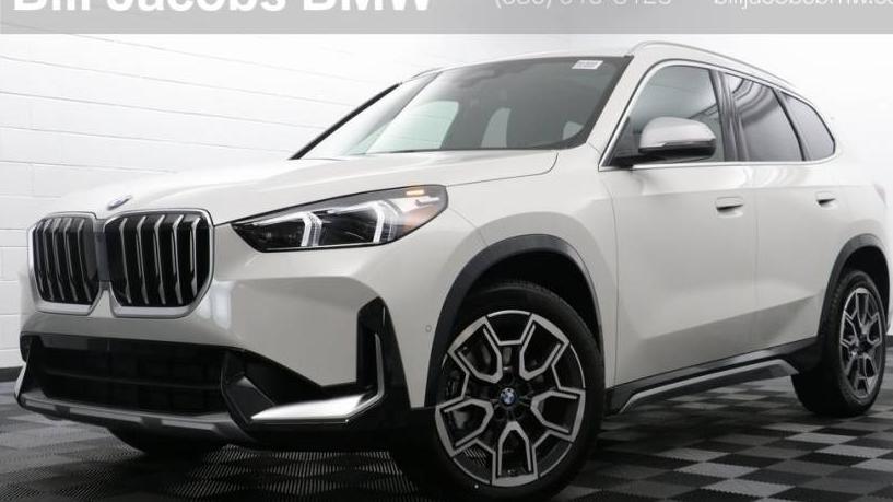 BMW X1 2024 WBX73EF01R5Y33240 image