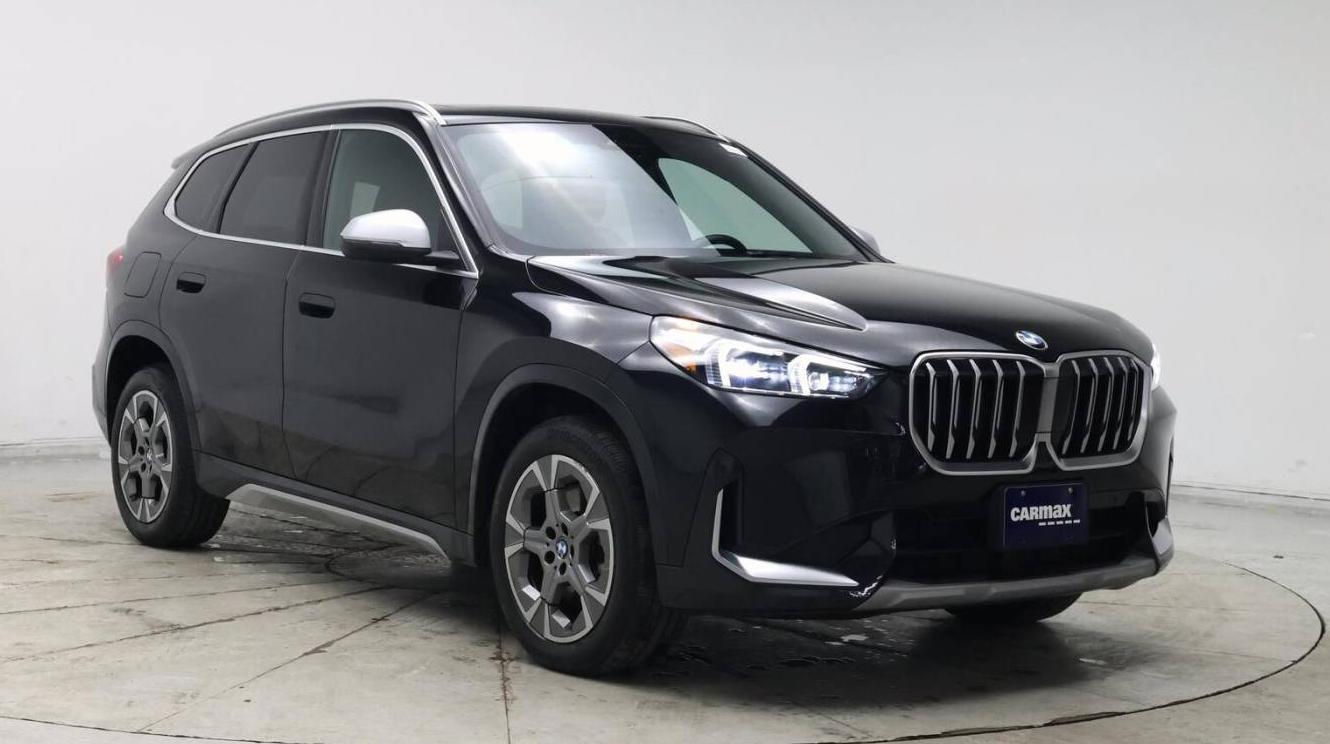 BMW X1 2024 WBX73EF01R5Y89775 image