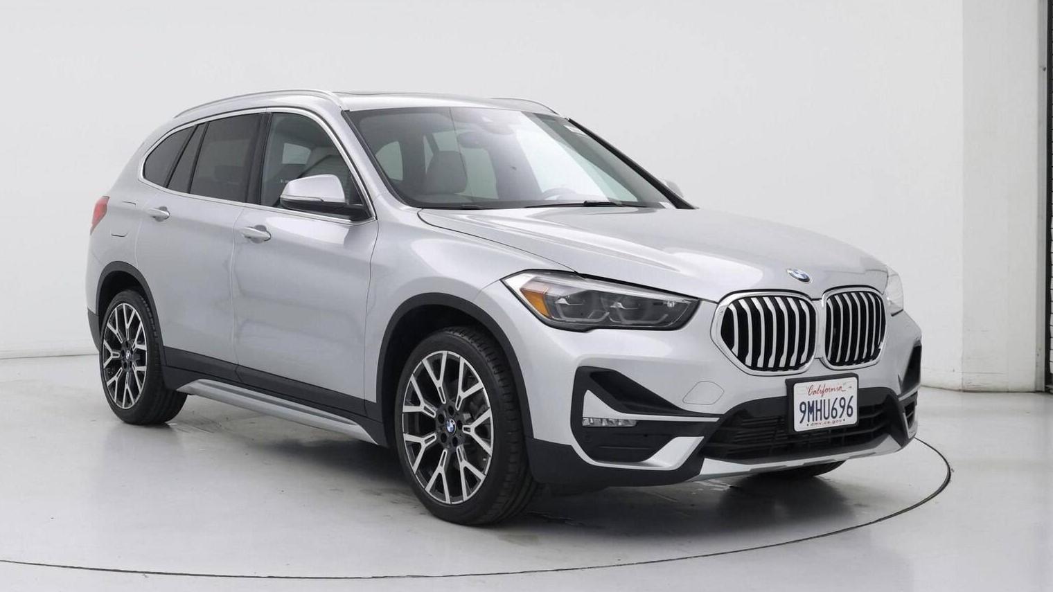 BMW X1 2020 WBXJG7C01L5P65717 image