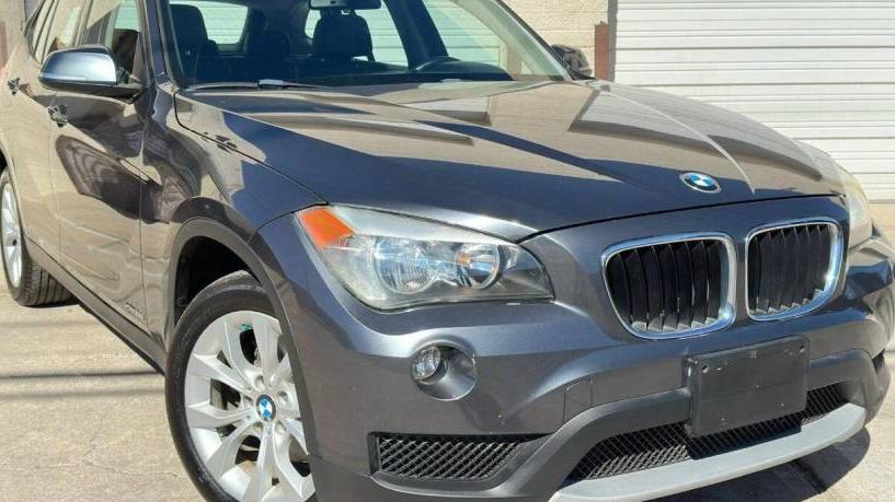 BMW X1 2013 WBAVL1C54DVR89534 image