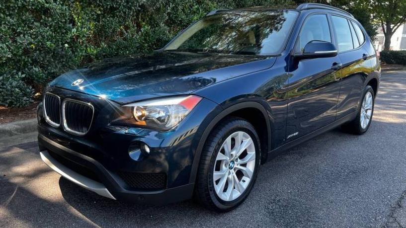 BMW X1 2013 WBAVL1C51DVR87207 image