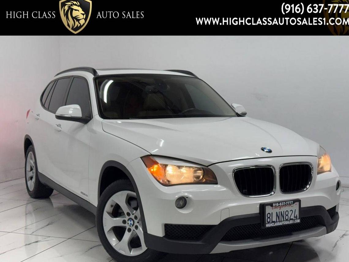 BMW X1 2013 WBAVM1C56DVW45510 image