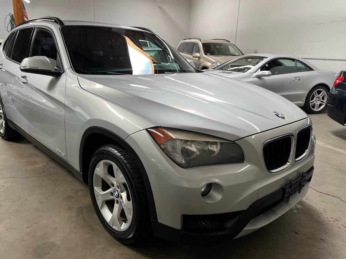 BMW X1 2013 WBAVM1C56DVW46432 image