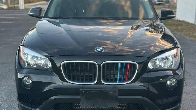 BMW X1 2013 WBAVL1C56DVR87221 image