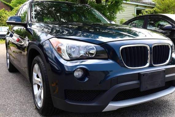 BMW X1 2013 WBAVM1C50DVW43395 image