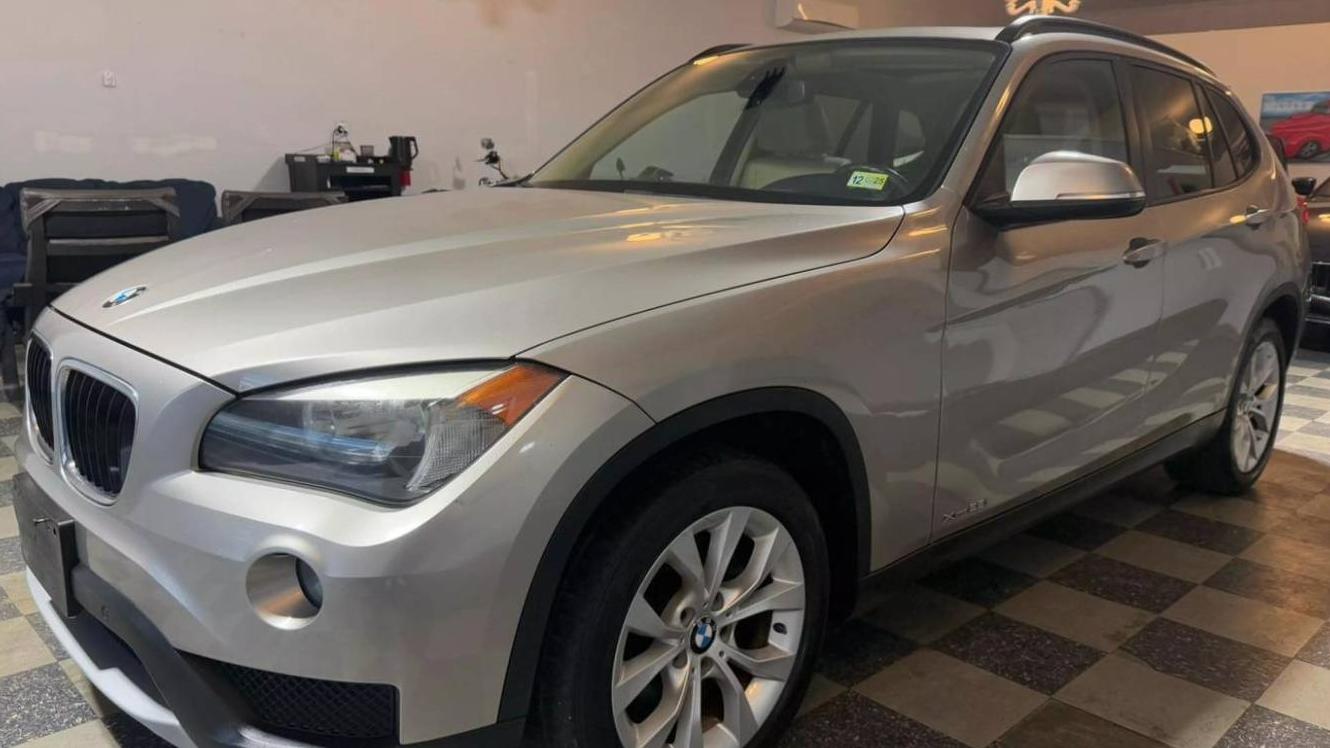 BMW X1 2014 WBAVL1C5XEVY18336 image