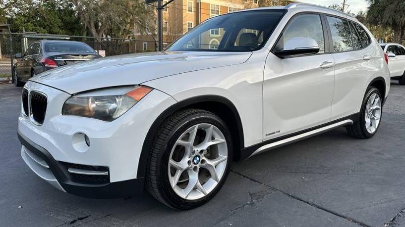 BMW X1 2014 WBAVM1C52EVW52682 image