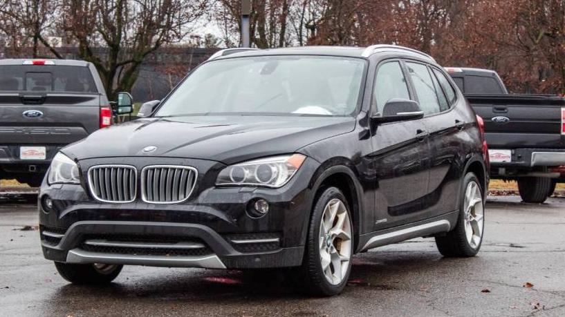 BMW X1 2014 WBAVL1C57EVY18617 image