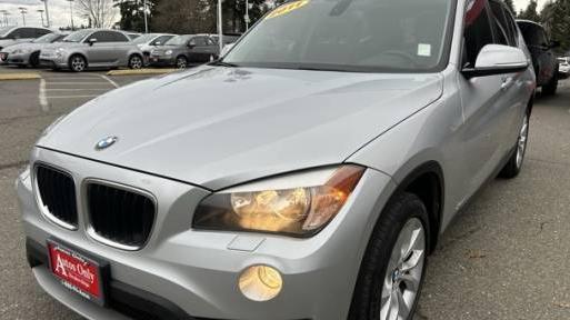 BMW X1 2014 WBAVL1C55EVY13299 image