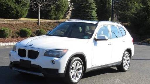 BMW X1 2014 WBAVL1C50EVY16773 image