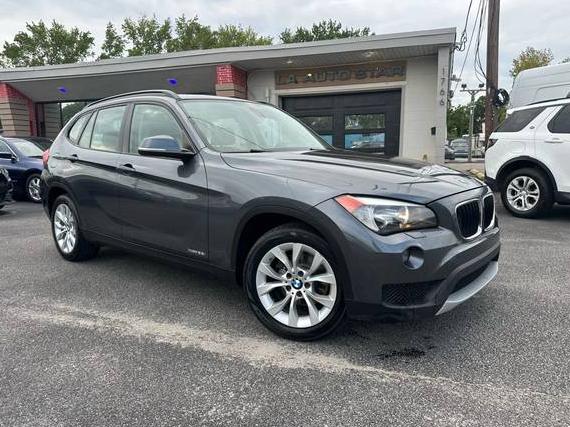 BMW X1 2014 WBAVL1C56EVY23761 image