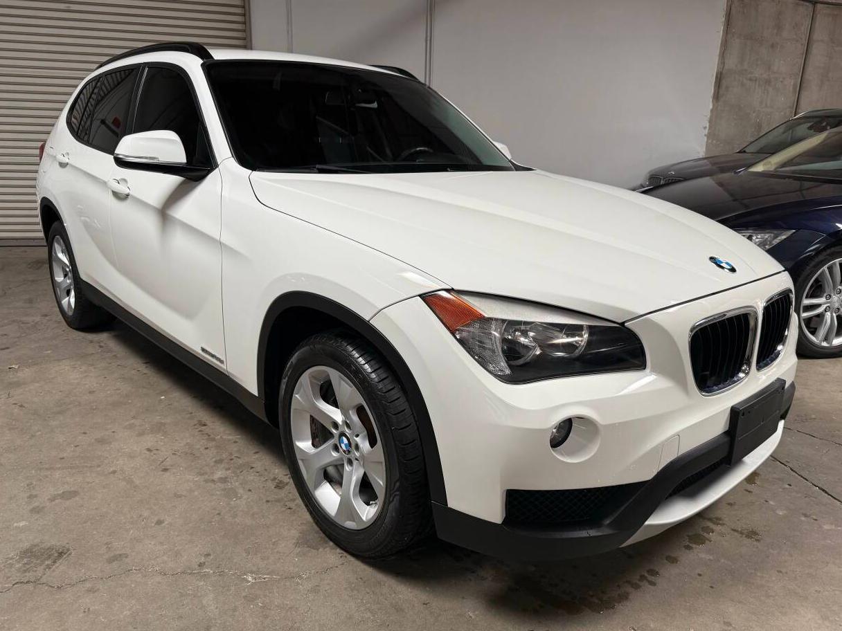 BMW X1 2014 WBAVM1C56EVW64306 image