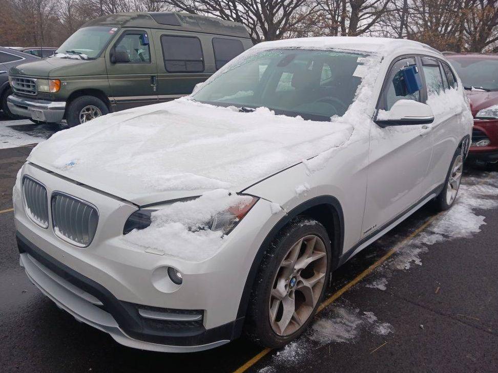 BMW X1 2015 WBAVL1C58FVY28705 image