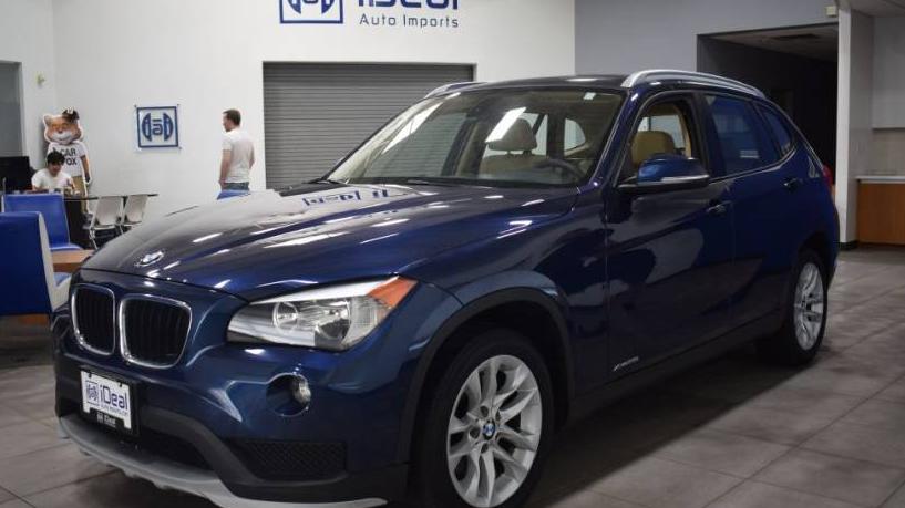 BMW X1 2015 WBAVL1C51FVY33129 image