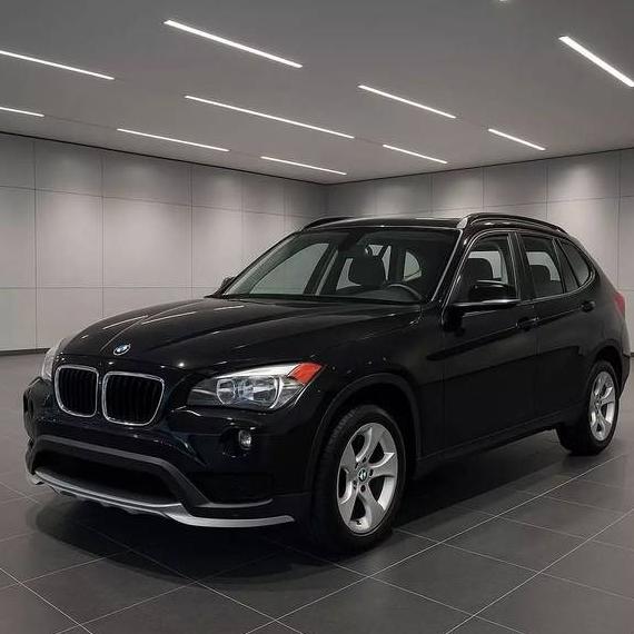 BMW X1 2015 WBAVM1C58FVW57256 image