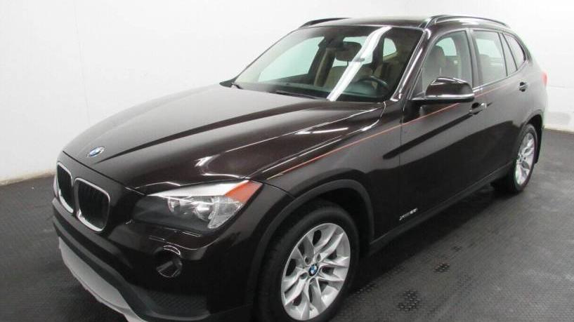 BMW X1 2015 WBAVL1C50FVY37415 image