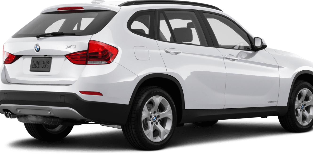 BMW X1 2015 WBAVL1C51FVY31557 image