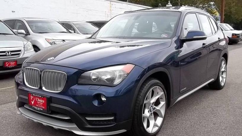 BMW X1 2015 WBAVL1C57FVY30817 image