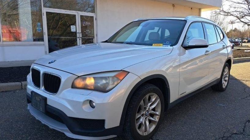 BMW X1 2015 WBAVL1C58FVY29188 image