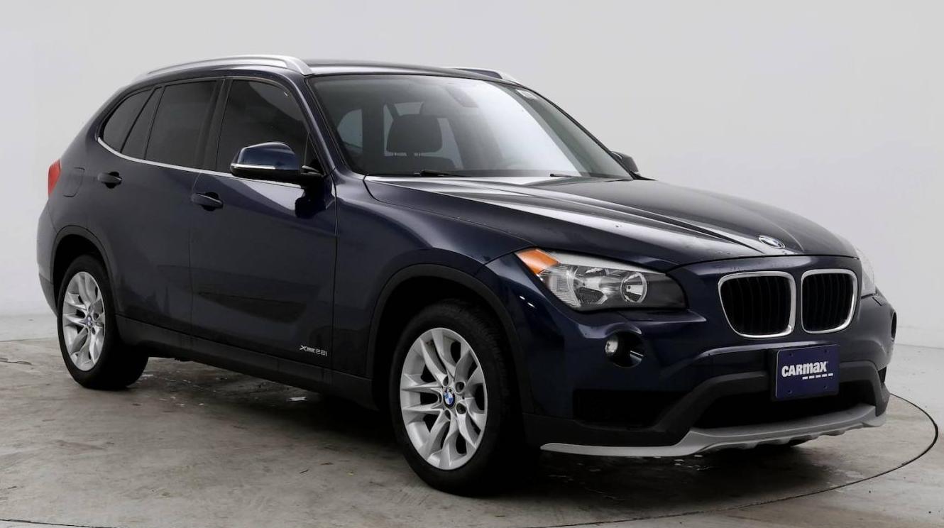 BMW X1 2015 WBAVL1C54FVY37983 image