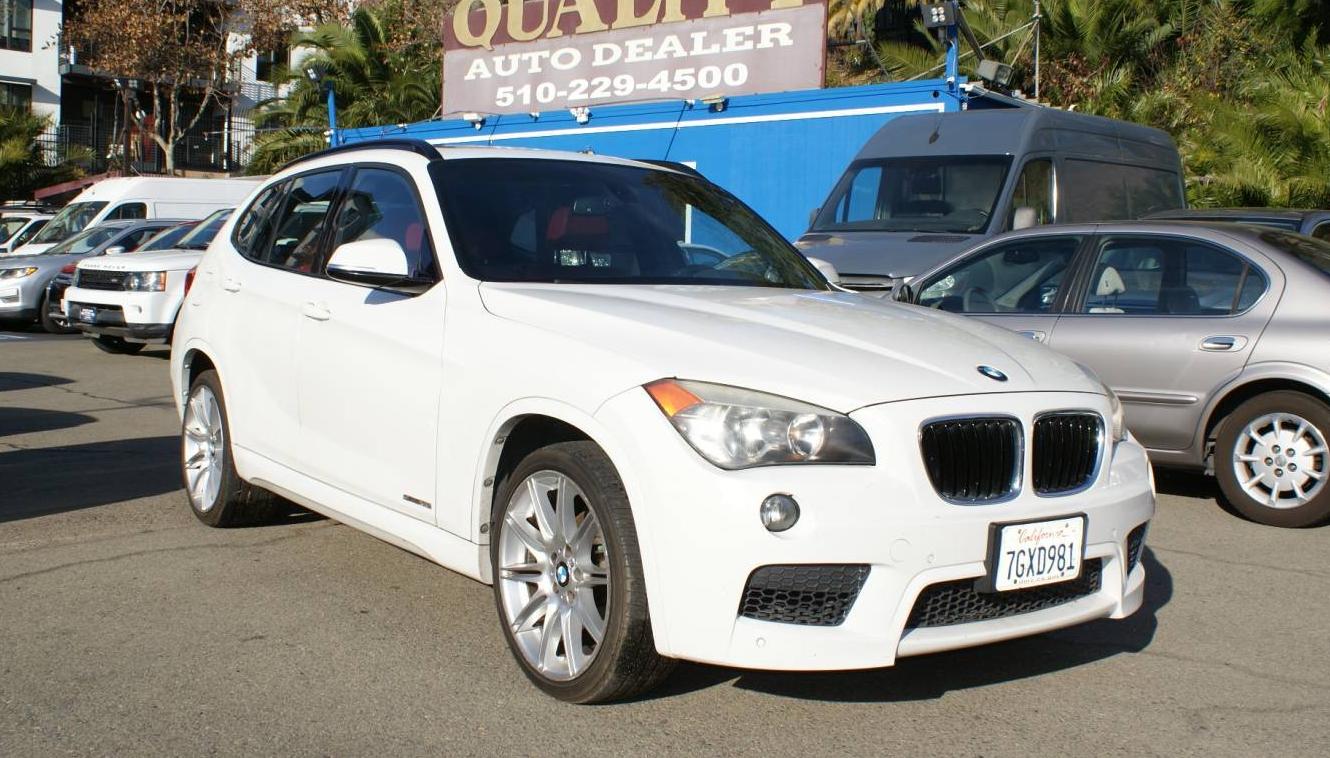 BMW X1 2015 WBAVM1C51FVZ94030 image