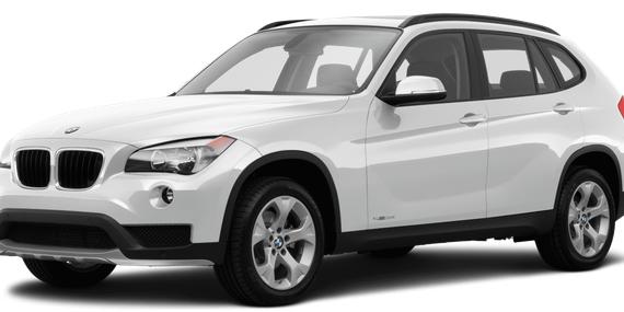 BMW X1 2015 WBAVM1C57FV316320 image