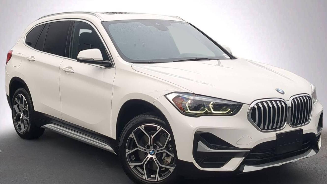 BMW X1 2022 WBXJG7C02N5U49469 image