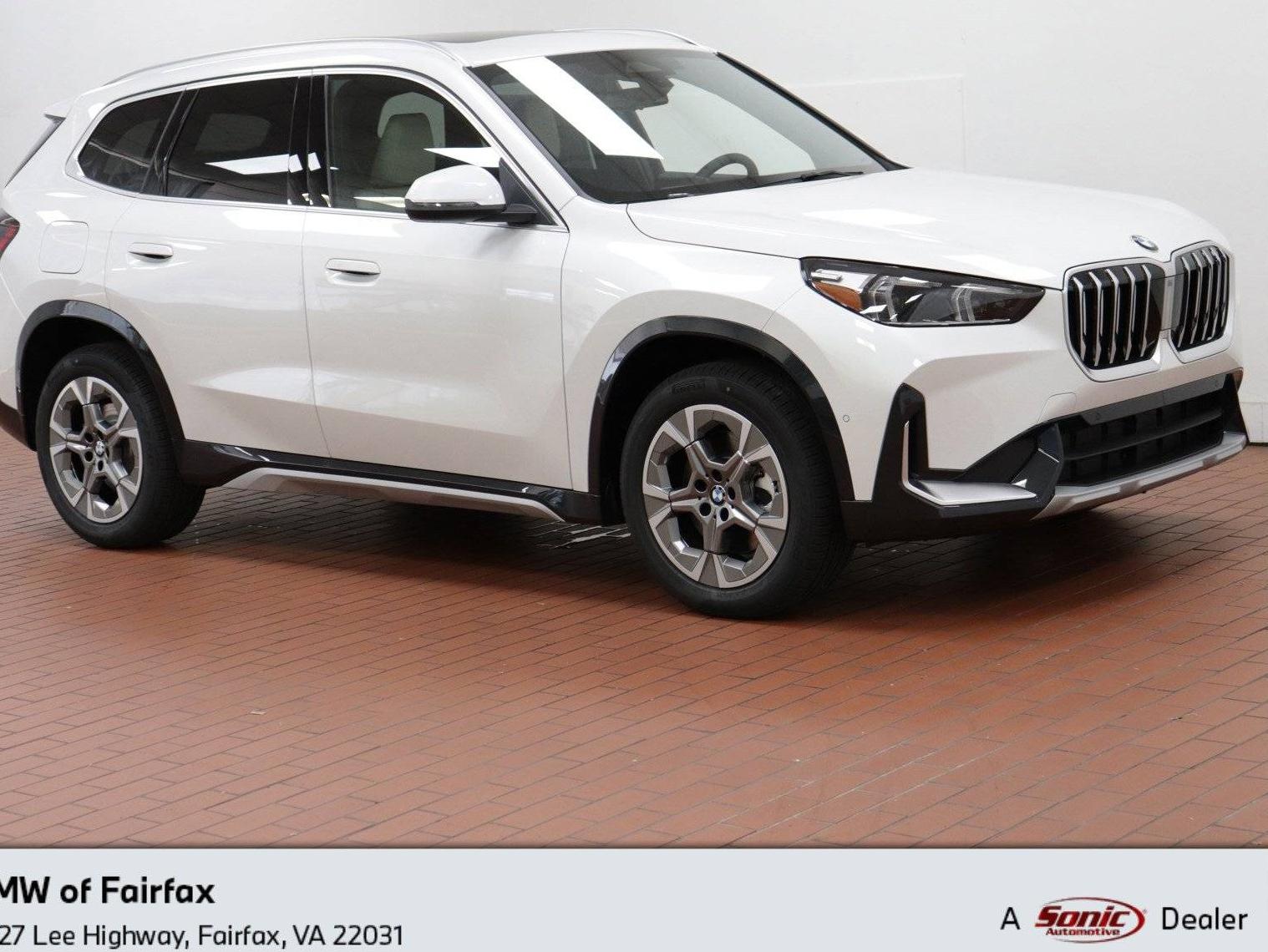 BMW X1 2025 WBX73EF00S5036242 image