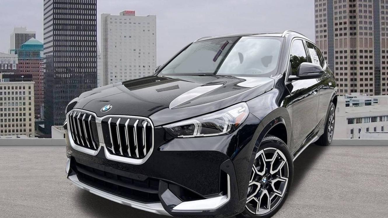 BMW X1 2025 WBX73EF08S5054813 image