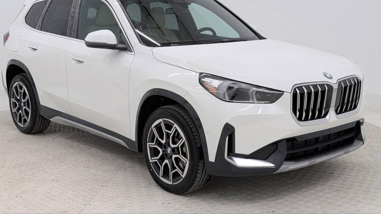 BMW X1 2025 WBX73EF03S5188208 image