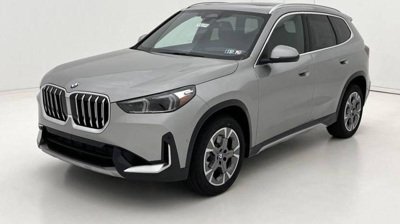 BMW X1 2025 WBX73EF04S5051830 image